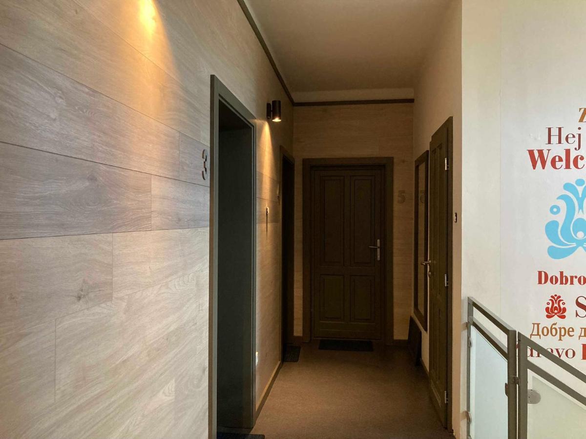 Toronyi Vendeghaz Hotel Екстериор снимка