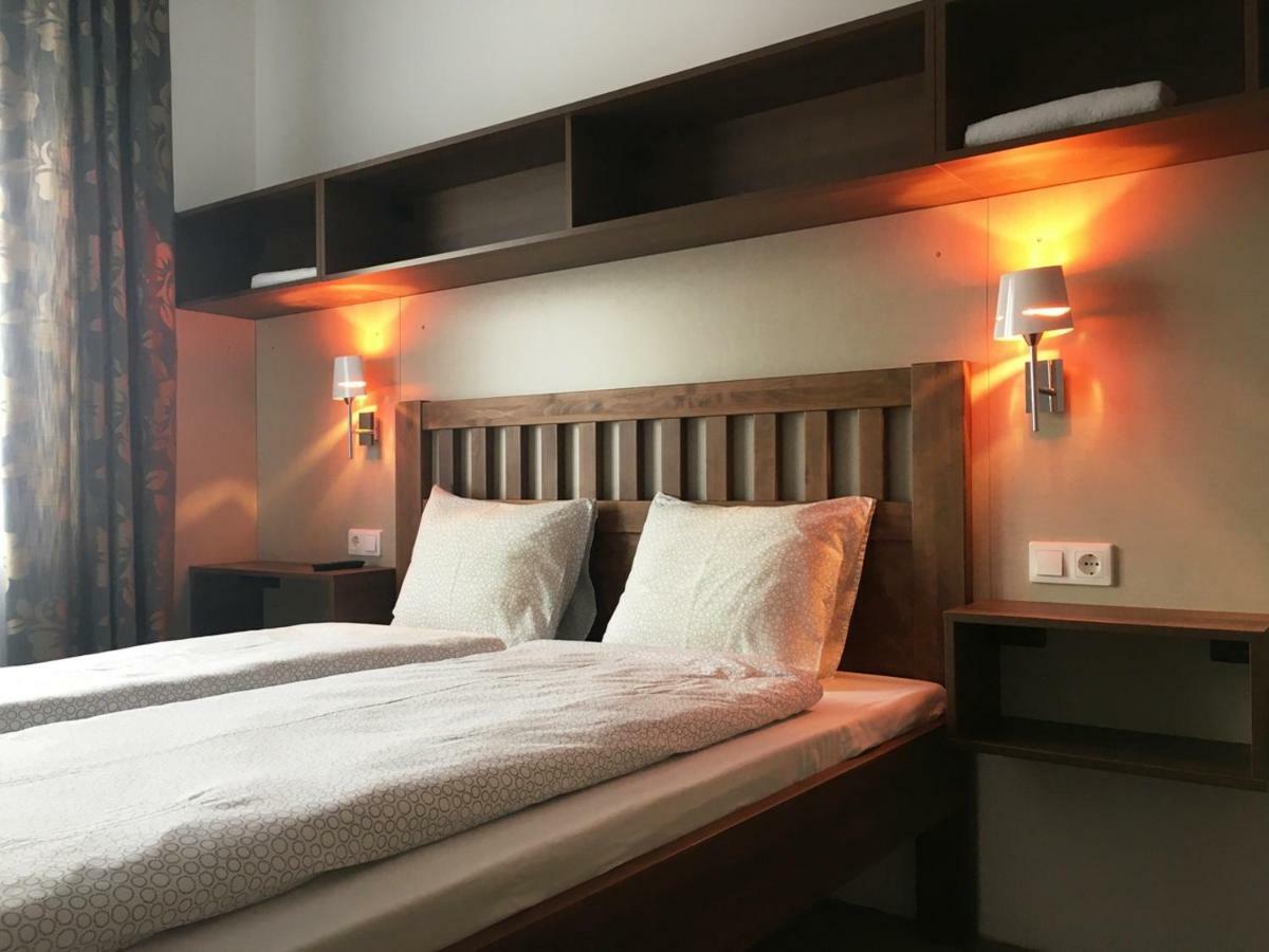 Toronyi Vendeghaz Hotel Екстериор снимка